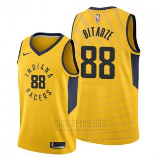 Camiseta Indiana Pacers Goga Bitadze #88 Statement Oro