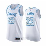 Camiseta Los Angeles Lakers LeBron James #23 Ciudad Autentico 2020-21 Blanco