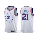 Camiseta Philadelphia 76ers Joel Embiid #21 Earned Blanco