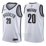 Camiseta Brooklyn Nets Timofey Mozgov #20 Association 2017-18 Blanco