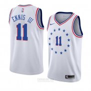 Camiseta Philadelphia 76ers James Ennis III #11 Earned 2018-19 Blanco