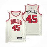 Camiseta Chicago Bulls Michael Jordan #45 Association 2021 Blanco